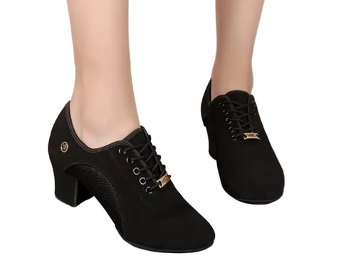 Black or Red Professional Dance Shoes with Flexible Sole