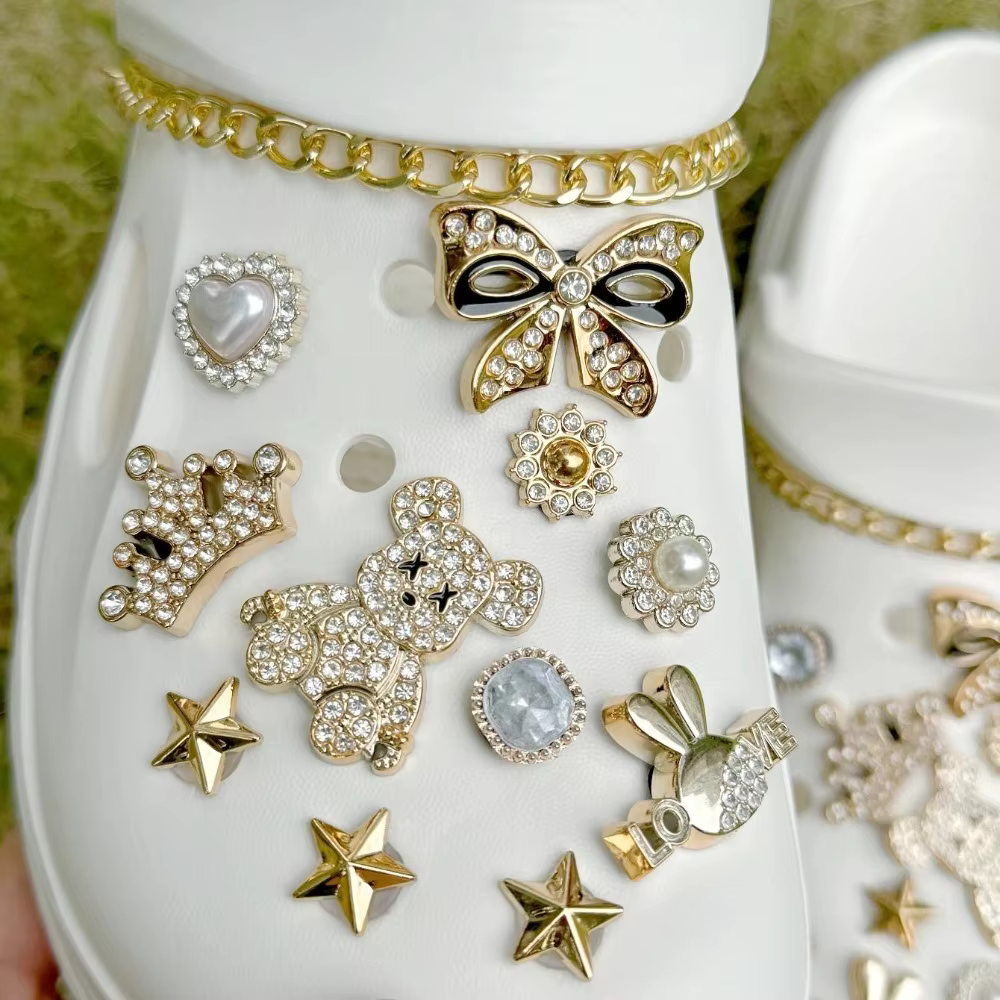 Pack of 24 CROC Charms Gold Diamante with Chain